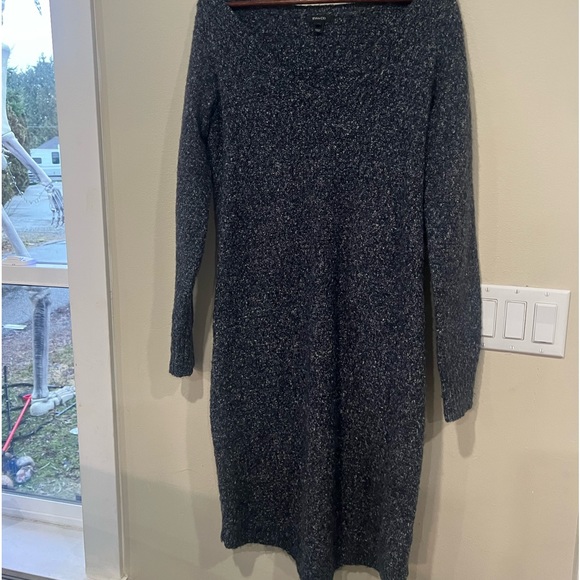 RW&CO sweater dress - Picture 7 of 7